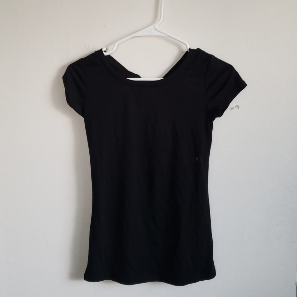 Black tee